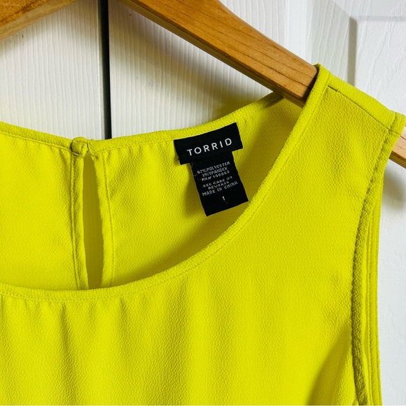 Lime Green Sleeveless Top - Picture 7 of 8